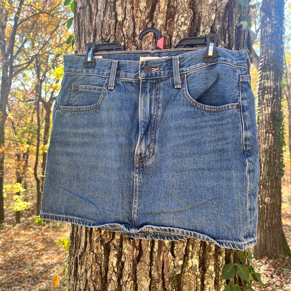 Levi's Blue Denim Mini Skirt Size 30